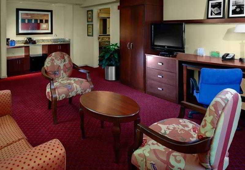 Courtyard By Marriott Fayetteville Quarto foto